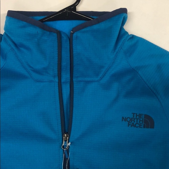 New North Face Active Fit 1/4 Zip Blue - Picture 3 of 6
